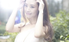 朴妮唛三点尽露